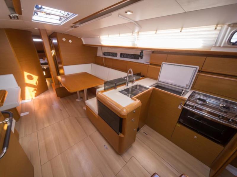 Book yachts online - sailboat - Sun Odyssey 439 - Tangreto - rent