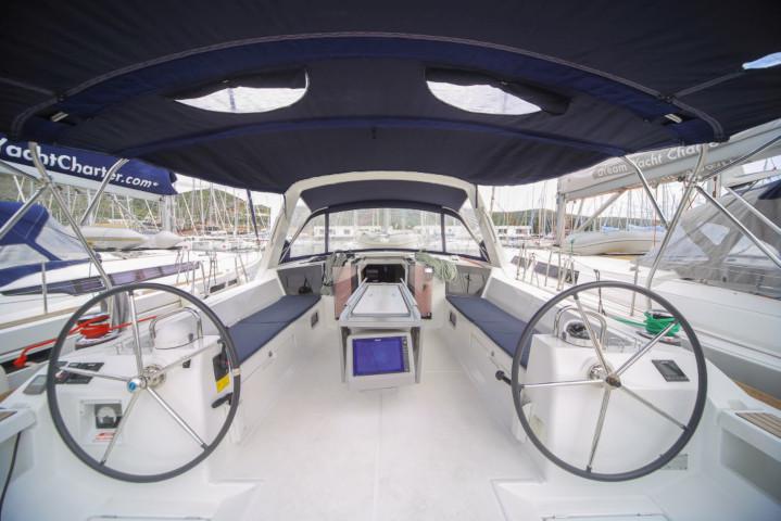Book yachts online - sailboat - Oceanis 45 - Strauss - rent