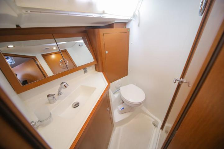 Book yachts online - sailboat - Oceanis 45 - Strauss - rent