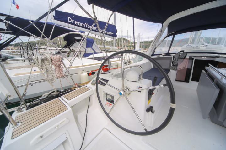 Book yachts online - sailboat - Oceanis 45 - Strauss - rent