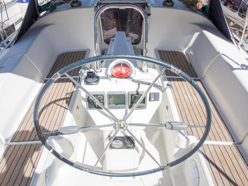 Book yachts online - sailboat - Harmony 34 - Tolstoi - rent