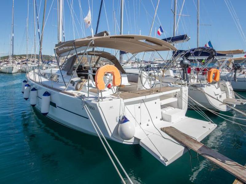 Book yachts online - sailboat - Dufour 460 Grand Large - Erasmus - rent