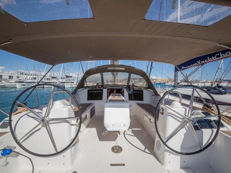 Book yachts online - sailboat - Dufour 460 Grand Large - Erasmus - rent