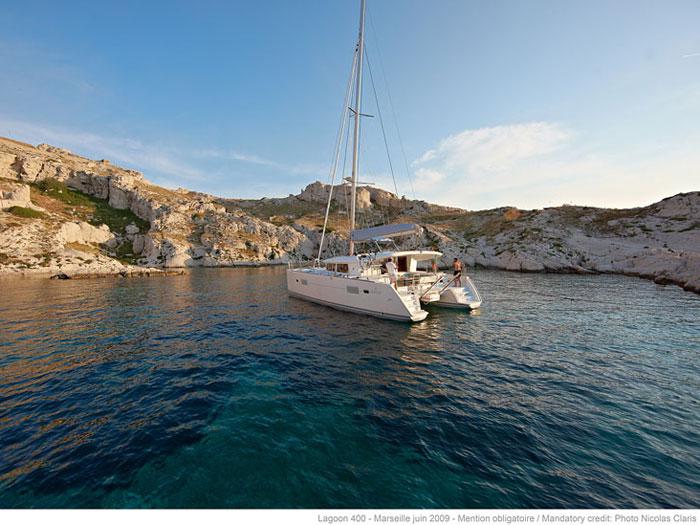 Book yachts online - catamaran - Lagoon 400 S2 - Solanta - rent