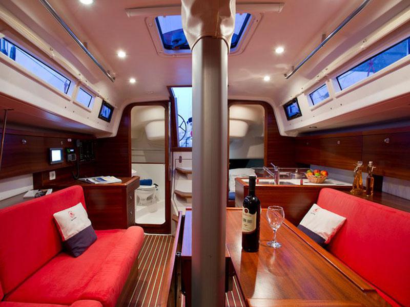 Book yachts online - sailboat - Salona 35 - Charly - rent