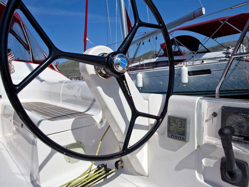 Book yachts online - sailboat - Salona 35 - Charly - rent