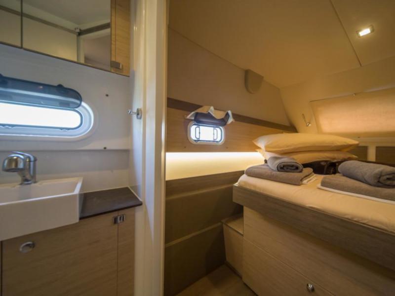 Book yachts online - catamaran - Bali 4.3 - Nougaro - rent