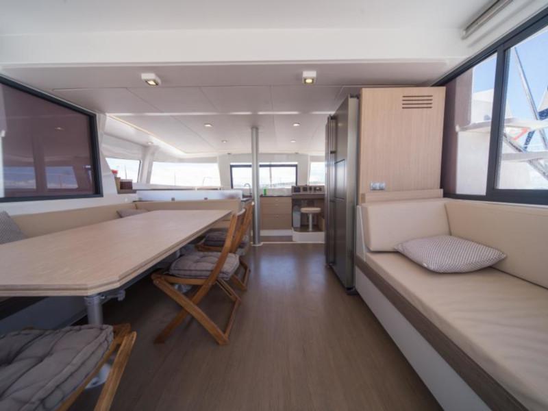 Book yachts online - catamaran - Bali 4.3 - Nougaro - rent