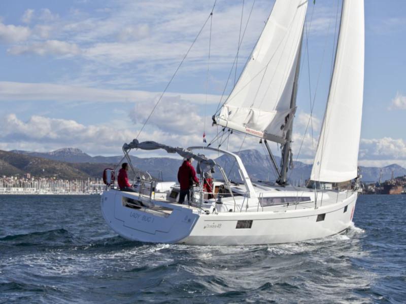 Book yachts online - sailboat - Oceanis 48 (10-4) - Lady Bug I - rent