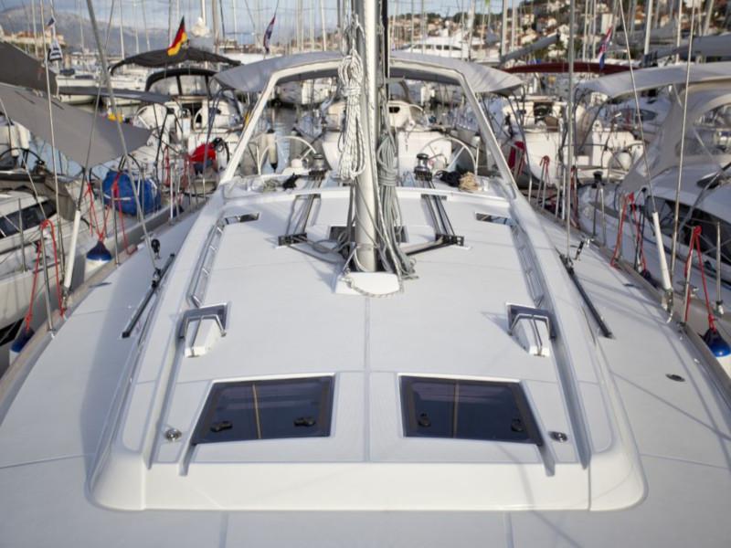 Book yachts online - sailboat - Oceanis 48 (10-4) - Lady Bug I - rent