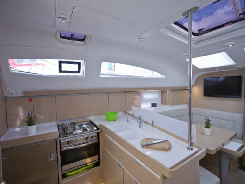 Book yachts online - sailboat - Elan Impression 45 - Midnight - rent