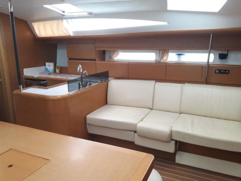 Book yachts online - sailboat - Jeanneau 53 - Cleopatra II - rent