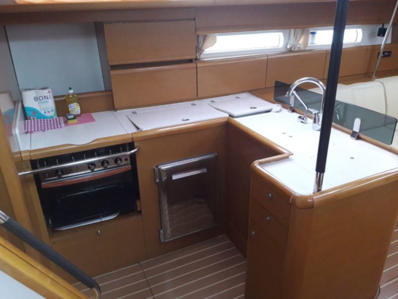Book yachts online - sailboat - Jeanneau 53 - Cleopatra II - rent