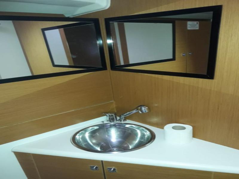 Book yachts online - sailboat - Jeanneau 53 - Cleopatra II - rent