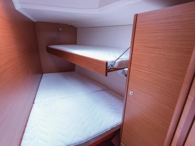 Book yachts online - sailboat - Dufour 460 Grand Large - Lucrece - rent