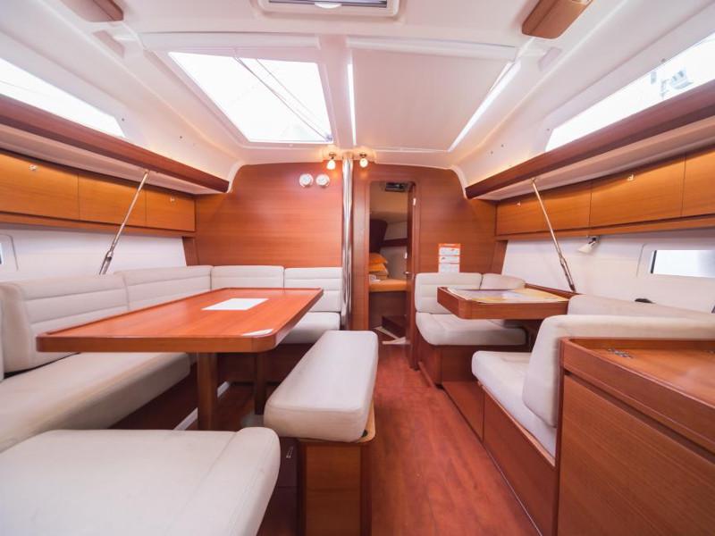 Book yachts online - sailboat - Dufour 410 Grand Large - Werther - rent