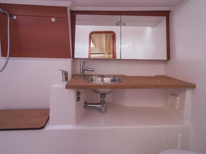 Book yachts online - sailboat - Dufour 410 Grand Large - Werther - rent