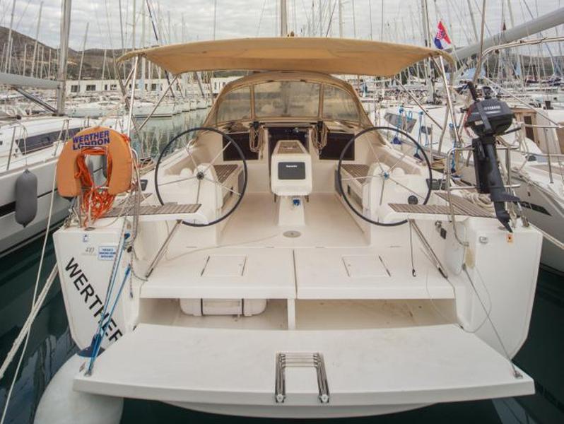 Book yachts online - sailboat - Dufour 410 Grand Large - Werther - rent
