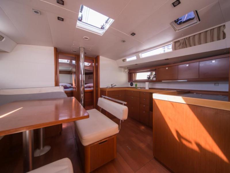Book yachts online - sailboat - Oceanis 48 - Santorini - rent