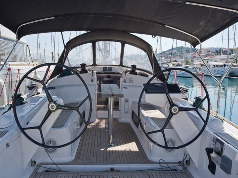 Book yachts online - sailboat - Salona 44 - Elva - rent