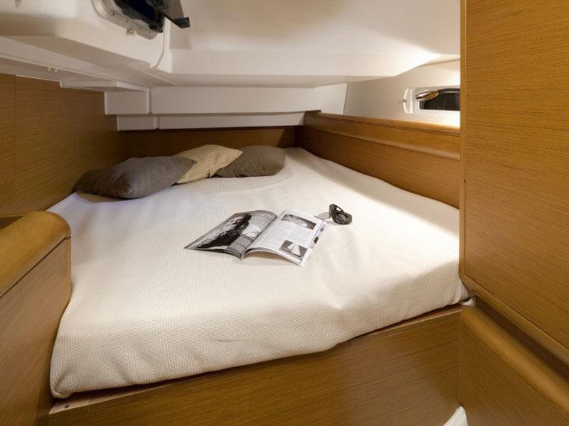 Book yachts online - sailboat - Sun Odyssey 409 - Kamet - rent