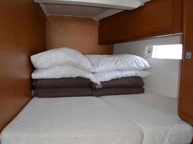 Book yachts online - sailboat - Sun Odyssey 519 - Nicobar - rent