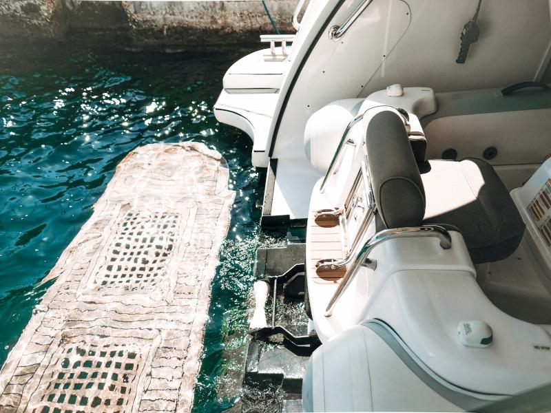 Book yachts online - motorboat - Elegance 60 Fly - Lifestyle 1 - rent