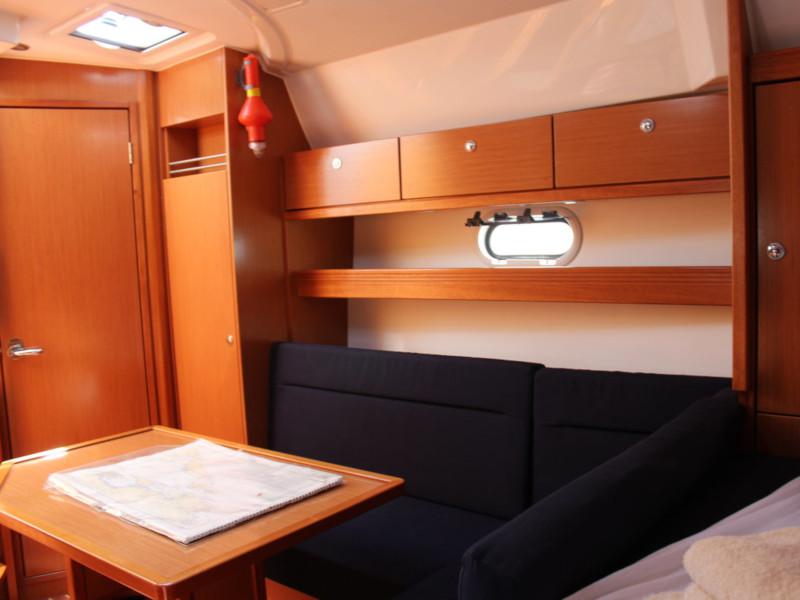 Book yachts online - motorboat - Bavaria 32 Sport - SILVI - rent