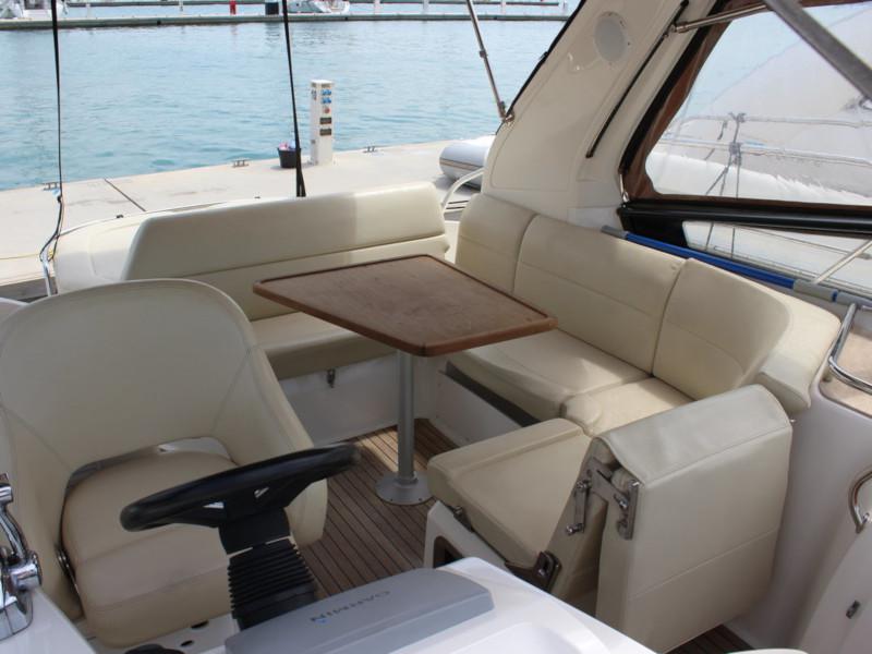 Book yachts online - motorboat - Bavaria 32 Sport - SILVI - rent