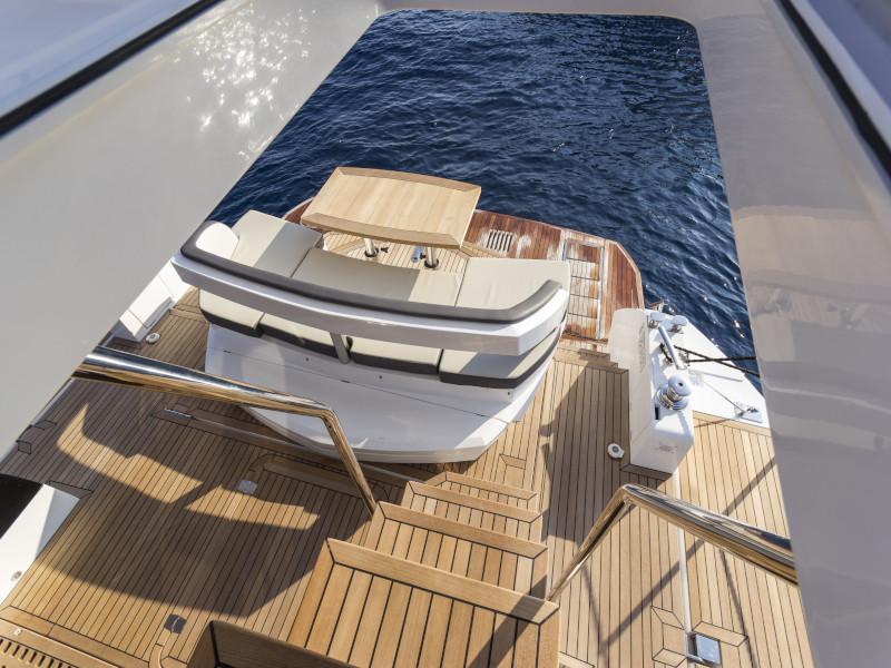 Book yachts online - motorboat - Galeon 500 Fly - Barbara - rent