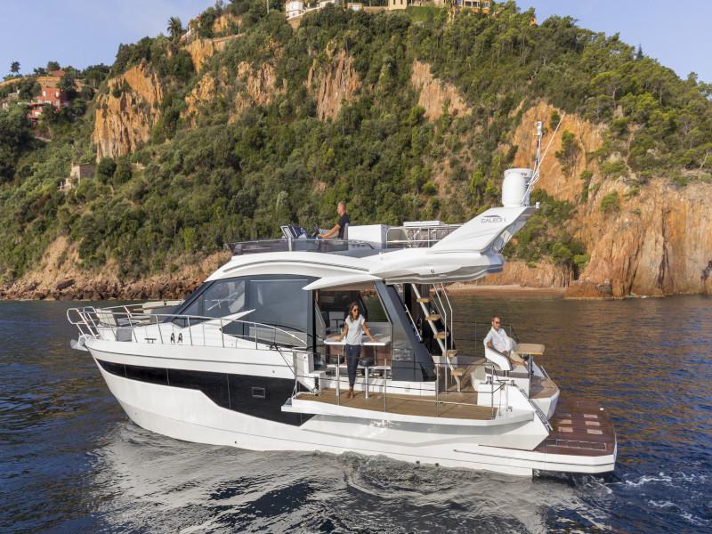 Book yachts online - motorboat - Galeon 500 Fly - Barbara - rent