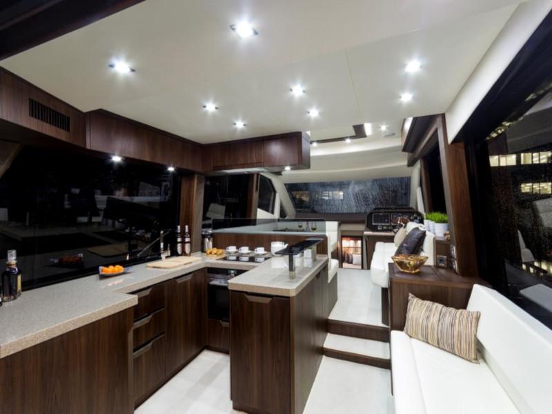 Book yachts online - motorboat - Galeon 500 Fly - Barbara - rent