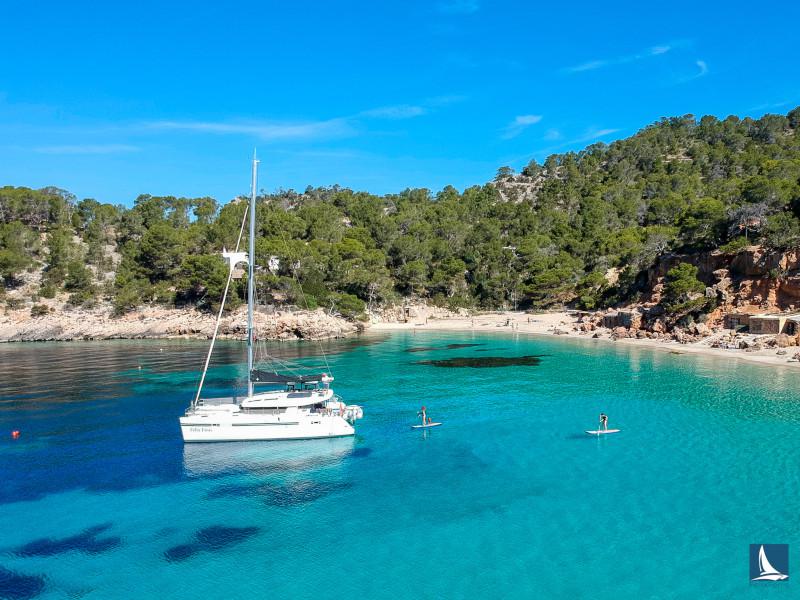 Book yachts online - catamaran - Lagoon 450 Sport - Felix Finis - rent