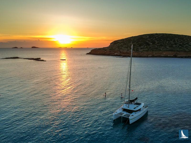 Book yachts online - catamaran - Lagoon 450 Sport - Felix Finis - rent