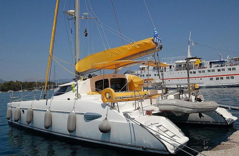Book yachts online - catamaran - Lavezzi 40 - Daniela - rent