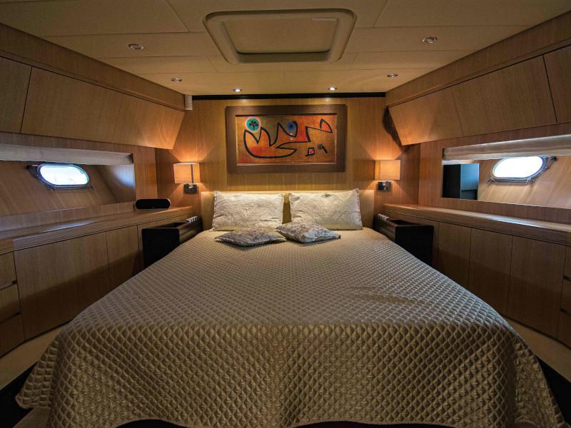Book yachts online - motorboat - Leopard 24M - LEOPARD FORUM 24M (BALTIC SEA) - rent