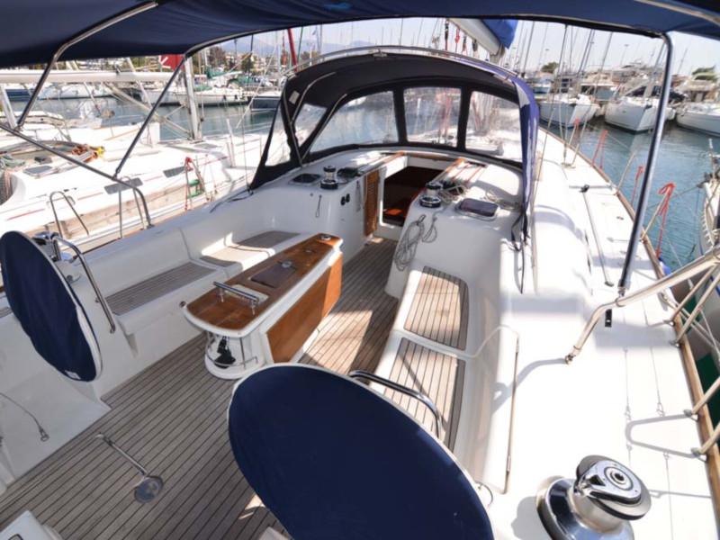 Book yachts online - sailboat - Oceanis 54 - Captain John - rent