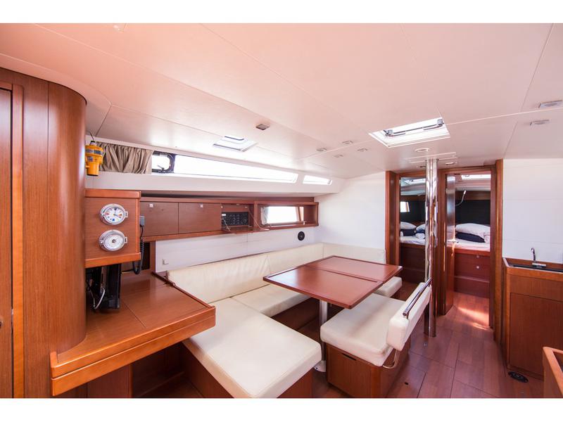 Book yachts online - sailboat - Oceanis 48 - INVICTUS - rent