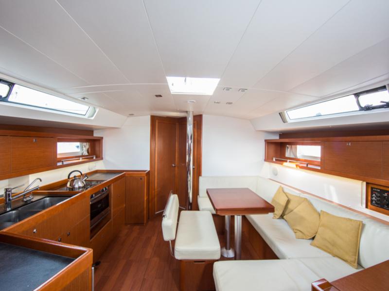 Book yachts online - sailboat - Oceanis 45 - DAEDALUS - rent
