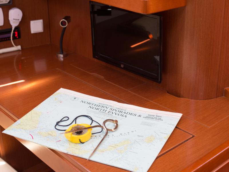 Book yachts online - sailboat - Oceanis 45 - DAEDALUS - rent