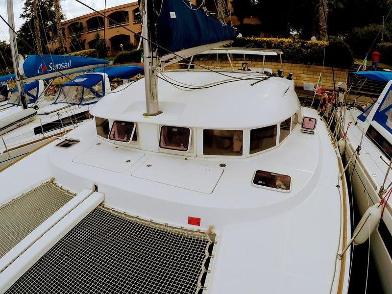 Book yachts online - catamaran - Lagoon 380 - Dattilo - rent