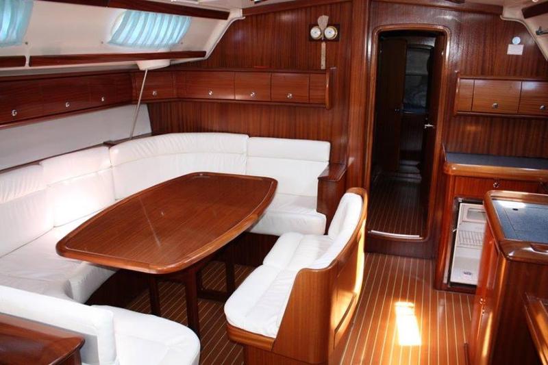 Book yachts online - sailboat - Bavaria 49 - Sofie - Refit 2019 - rent