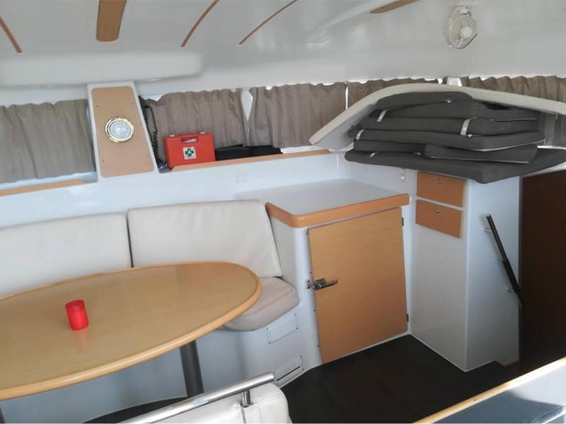 Book yachts online - catamaran - Lagoon 380 - Samira - rent