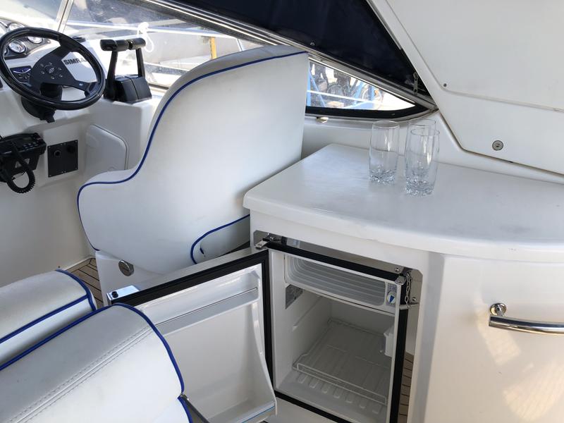 Book yachts online - motorboat - Bavaria 32 Sport - Julie - rent