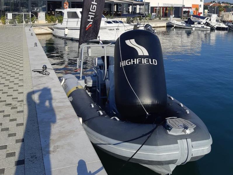 Book yachts online - motorboat - Highfield OM 540 - NN - rent
