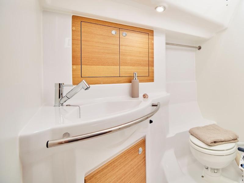 Book yachts online - sailboat - Elan Impressin 40.1 - Kate - rent