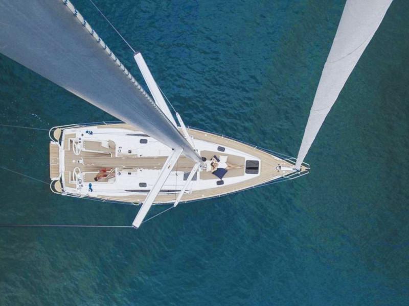 Book yachts online - sailboat - Elan 45 Impression - 4 cabin version - Jasmin - rent