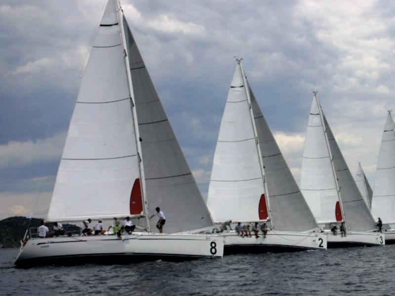 Book yachts online - sailboat - Bavaria 42 Match - New York - rent