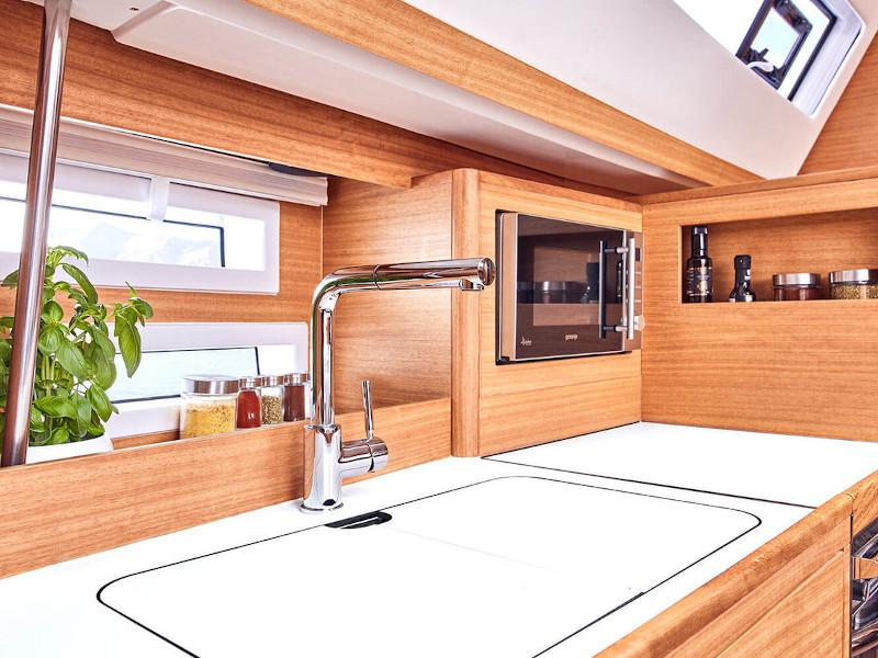 Book yachts online - sailboat - Elan Impression 45.1 - Galina - rent