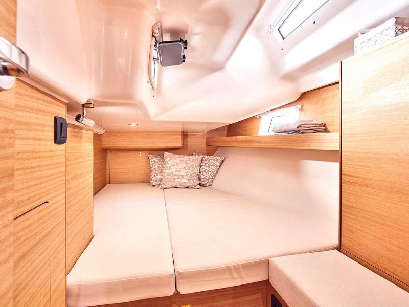 Book yachts online - sailboat - Elan Impression 45.1 - Galina - rent